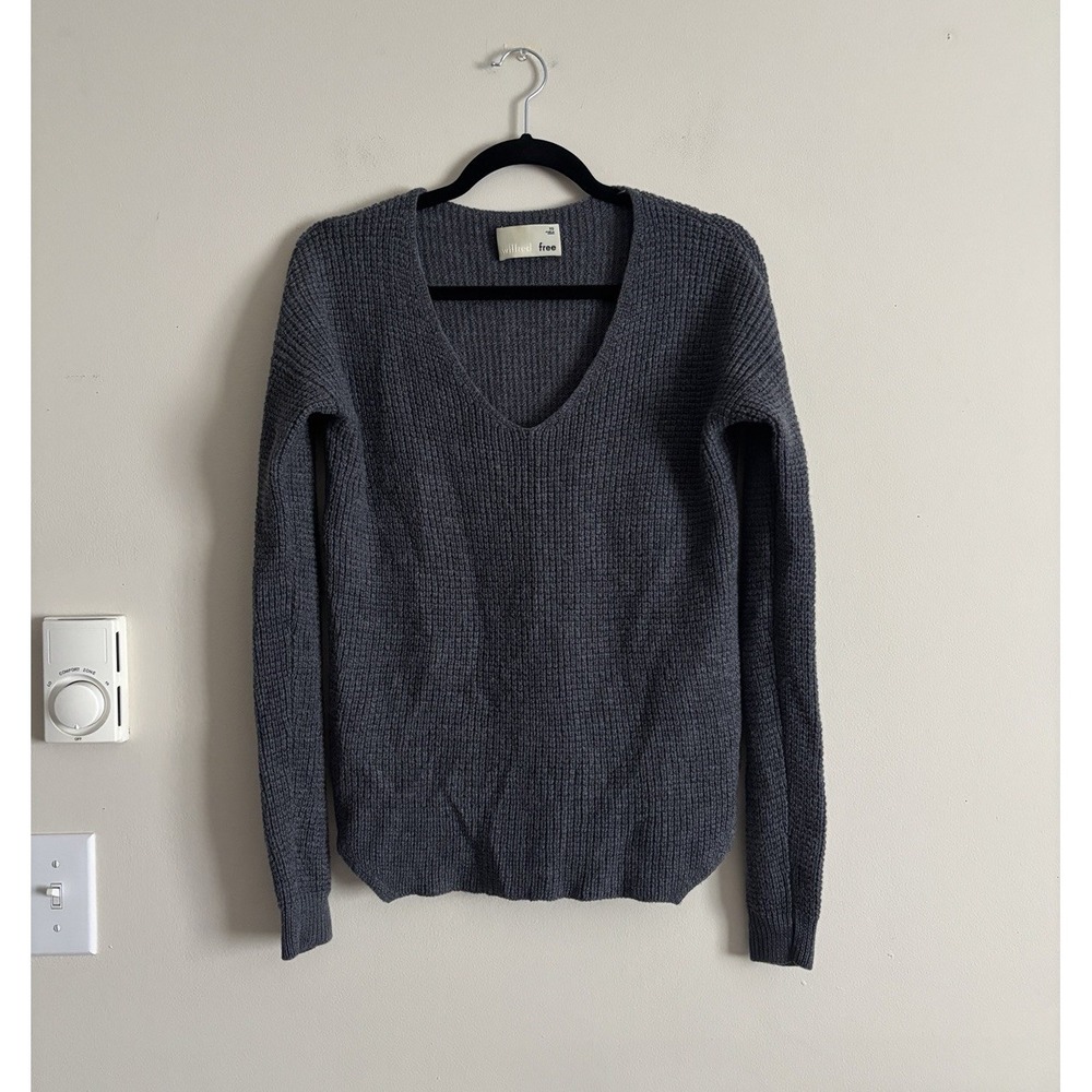 Aritzia Wilfred Free XS Wool Pullover V Neck Sweater Textured Knit Gray Neutral